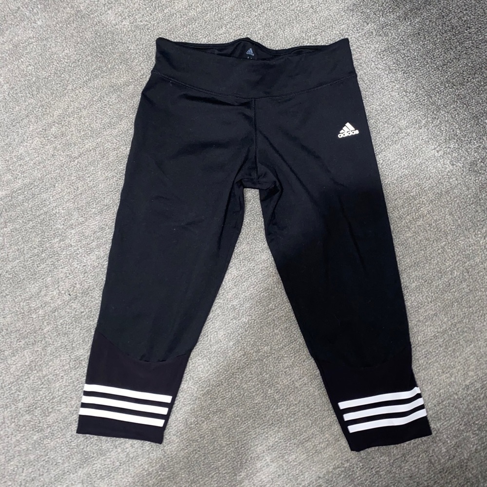 Adidas crop leggings